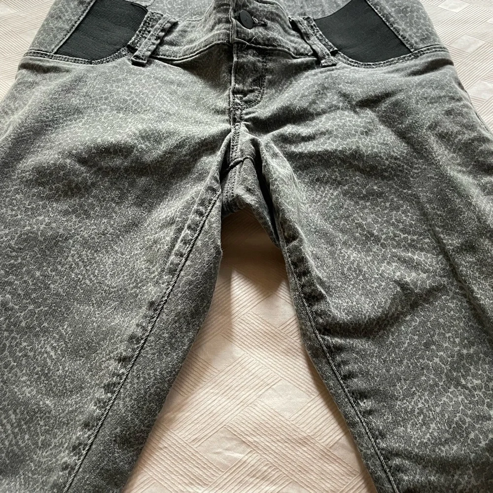 Isabelle Maternity Pants size 0 - Picture 4 of 4